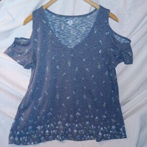 SO Authentic American Heritage Short Sleeve Cold Shoulder Print Shirt, S…